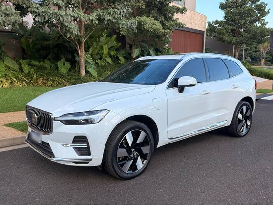 VOLVO XC60 2.0 T8 RECHARGE ULTIMATE AWD GEARTRONIC